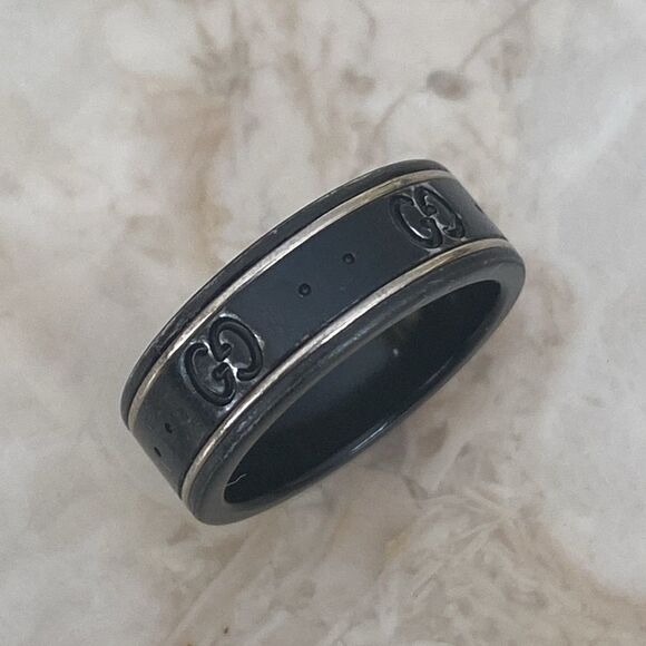 Gucci Icon Thin Band Synthetic Corundum & 18K White Gold - Picture 4 of 11
